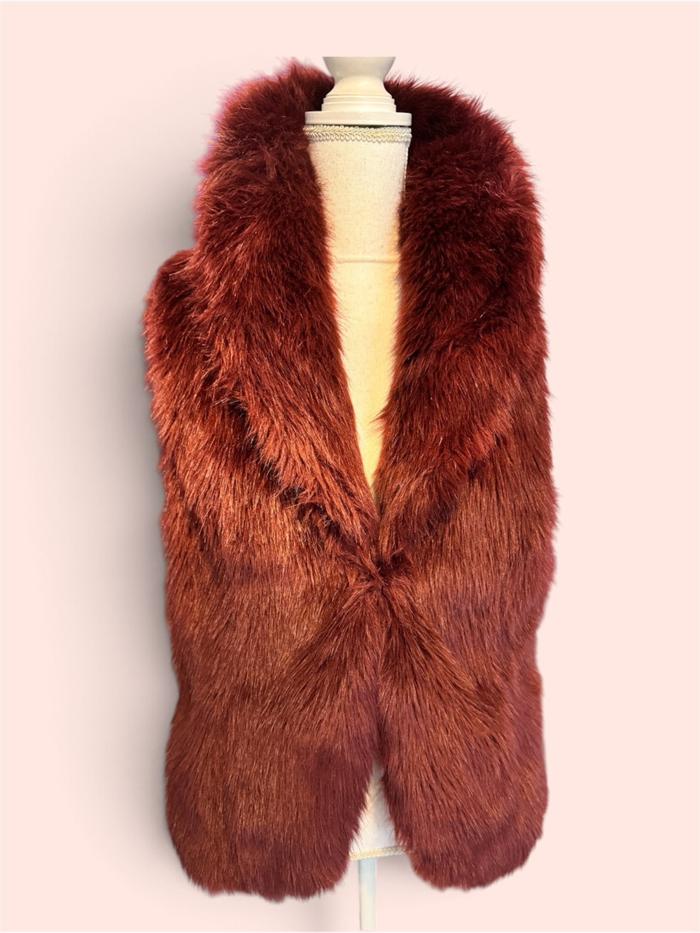 Jones New York Plush Faux Fur Vest in Burgundy